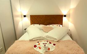 Cozy Studio Apartment Leprin In Labin Old Town